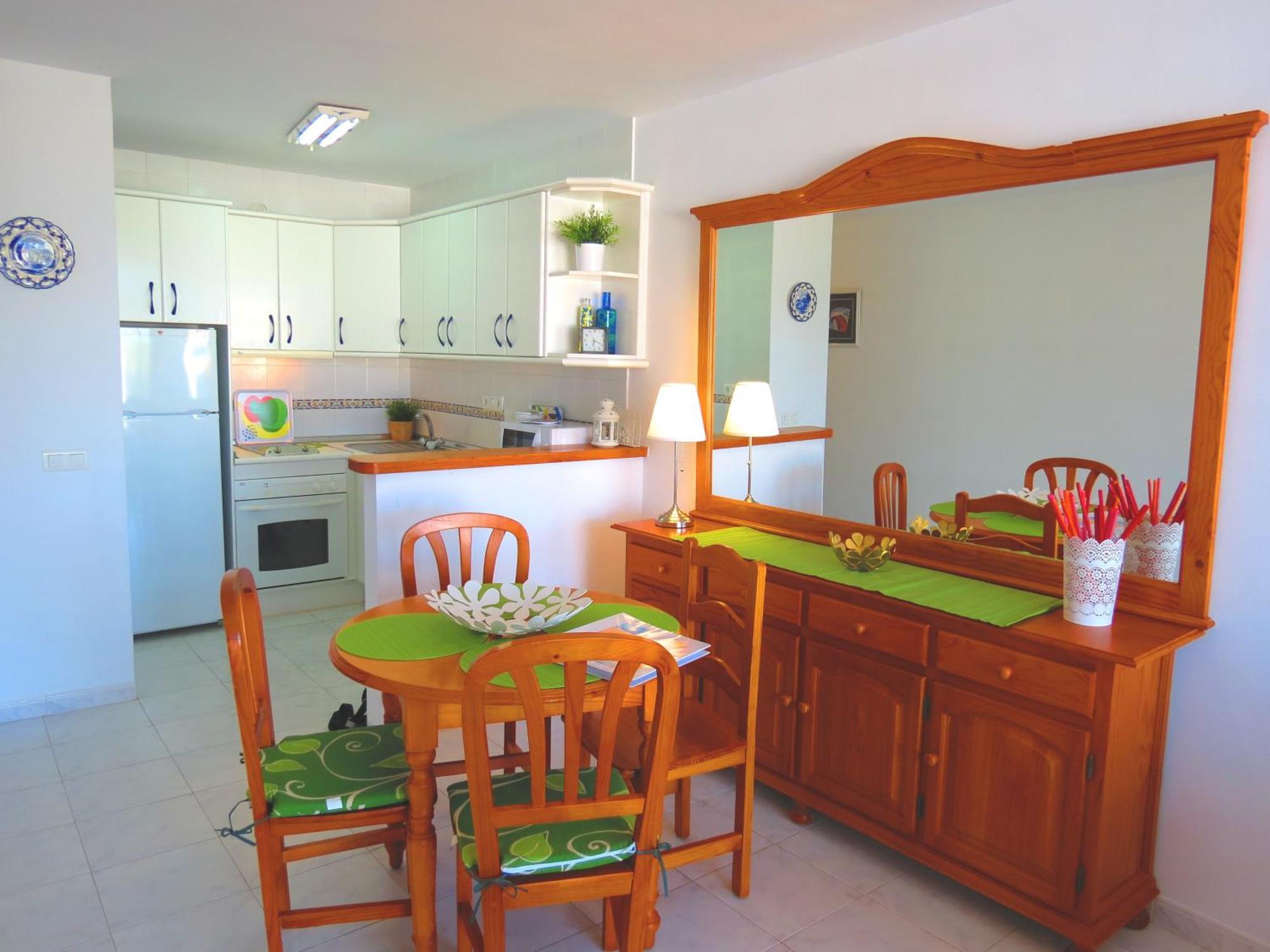 Lual Burriana Apartman Nerja Kültér fotó